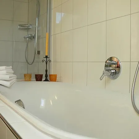 Engel 3*